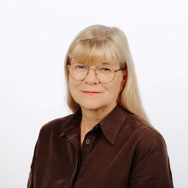 Ewa Pietras - Dyrektor przedszkola, nauczyciel wychowania przedszkolnego i muzyki w przedszkolu Czarodziejskie Smyczki